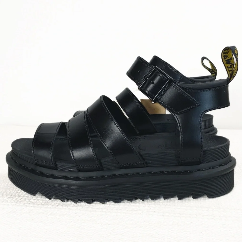 NIB Dr. Martens Blaire Hydro Sandals Black Chunky Strappy Y2K style size 10